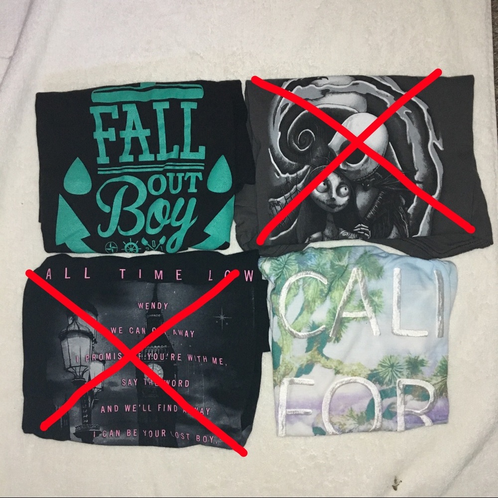 Hot Topic 2 Graphic Tee Shirts Bundle